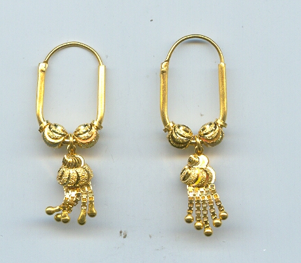 GOLD EARRING CASTING EXCLUSIVE