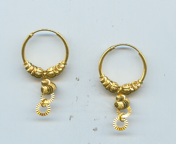 GOLD EARRING CASTING EXCLUSIVE