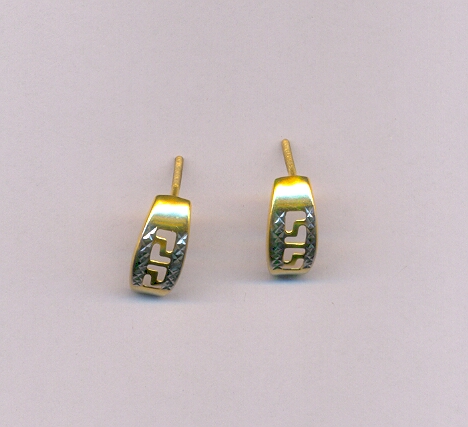 GOLD EARRING CASTING EXCLUSIVE