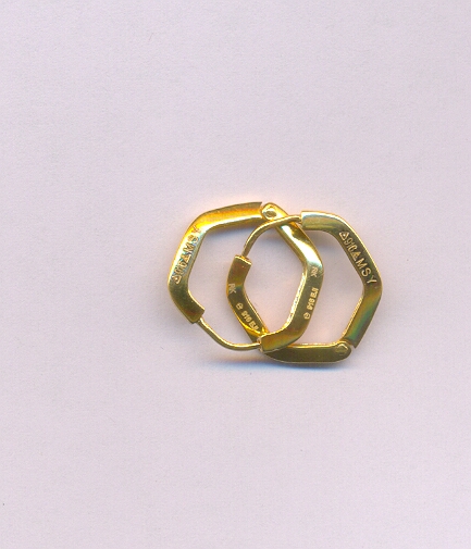 GOLD EARRING CASTING EXCLUSIVE