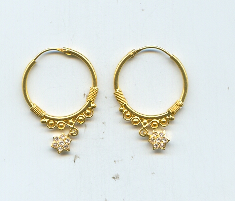 GOLD EARRING CASTING EXCLUSIVE