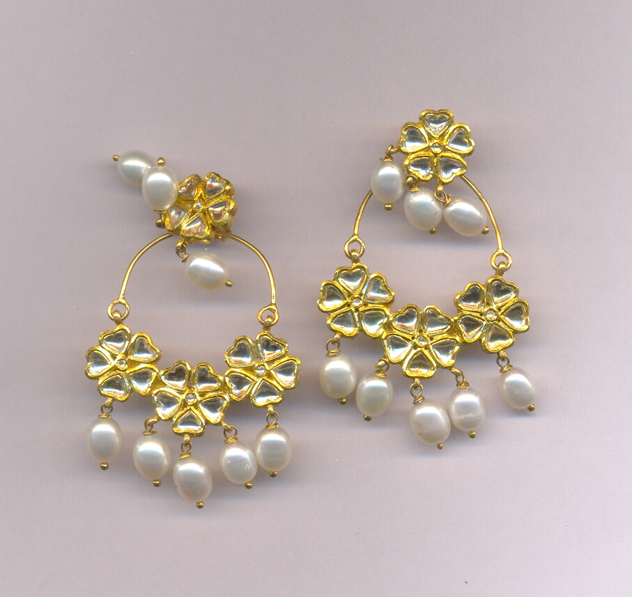 GOLD EARHANGING KUNDAN