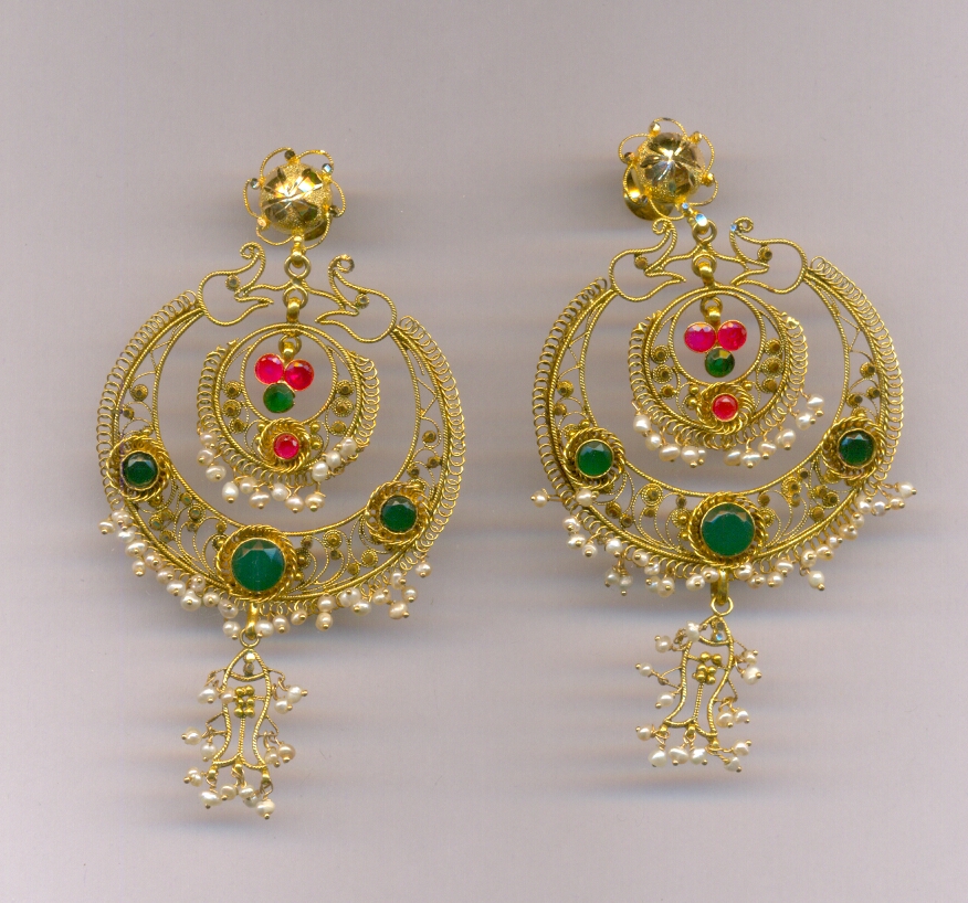GOLD EARRING PLAIN EXCLUSIVE