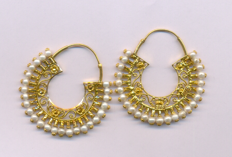GOLD EARRING PLAIN EXCLUSIVE