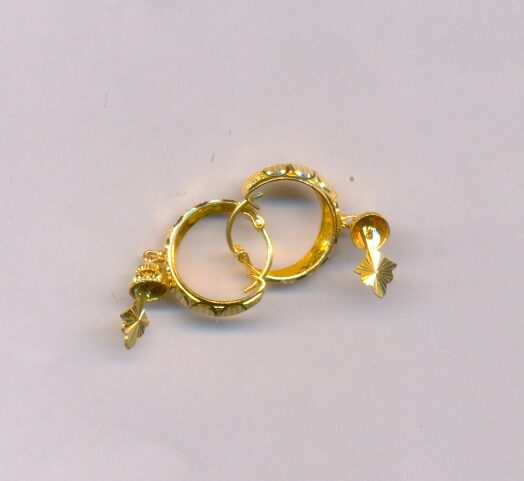 GOLD EARRING PLAIN FANCY