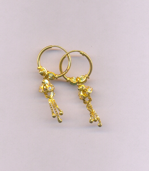 GOLD EARRING PLAIN FANCY
