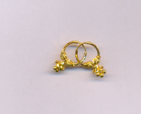 GOLD EARRING PLAIN FANCY