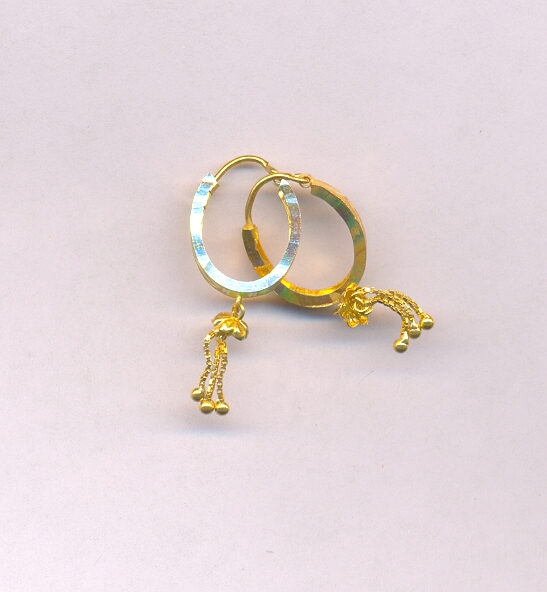 GOLD EARRING PLAIN FANCY