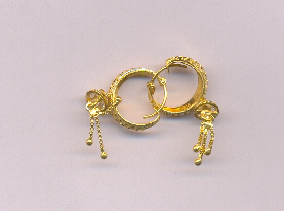 GOLD EARRING PLAIN FANCY