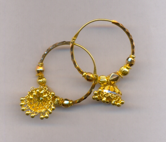 GOLD EARRING PLAIN FANCY