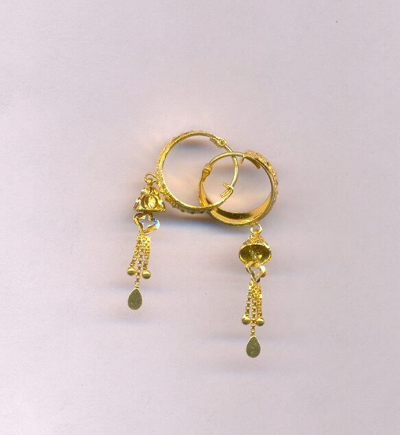GOLD EARRING PLAIN FANCY