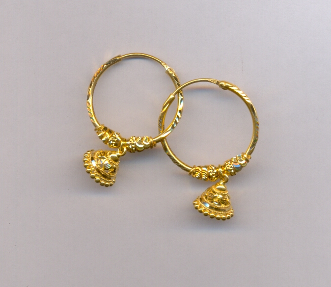 GOLD EARRING PLAIN FANCY