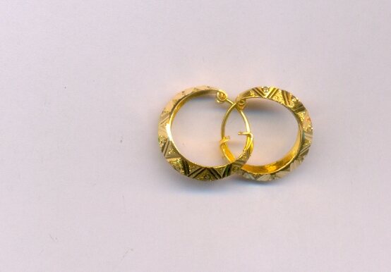 GOLD EARRING PLAIN FANCY