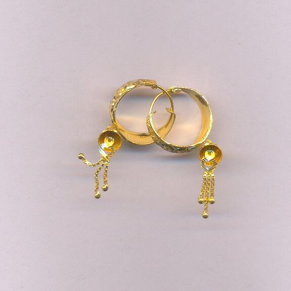 GOLD EARRING PLAIN FANCY