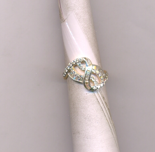 DIAMOND RING LADIES