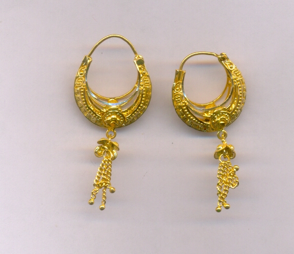 GOLD EARRING PLAIN FANCY