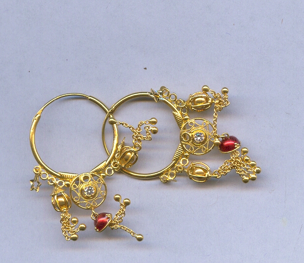 GOLD EARRING PLAIN FANCY