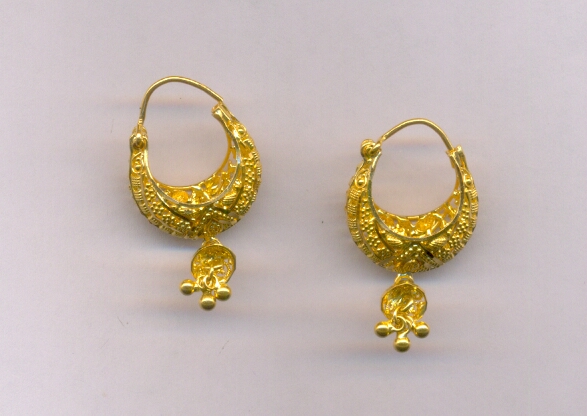 GOLD EARRING PLAIN FANCY