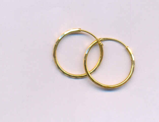 GOLD EARRING PLAIN FANCY