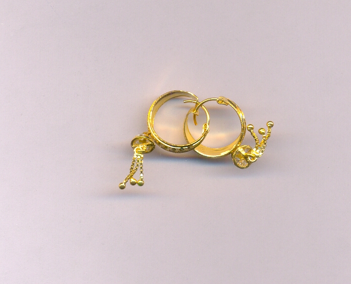 GOLD EARRING PLAIN FANCY