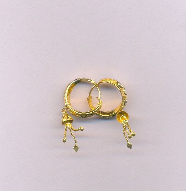 GOLD EARRING PLAIN FANCY