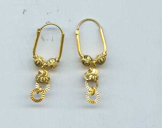 GOLD EARRING PLAIN FANCY