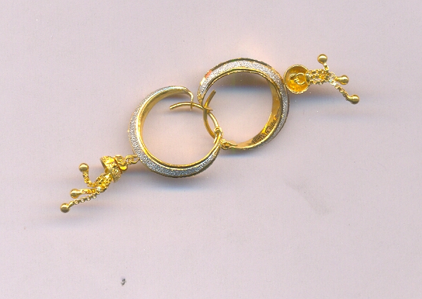 GOLD EARRING PLAIN FANCY