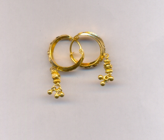 GOLD EARRING PLAIN FANCY