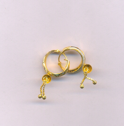 GOLD EARRING PLAIN FANCY