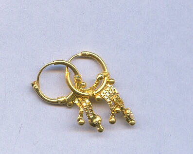 GOLD EARRING PLAIN FANCY