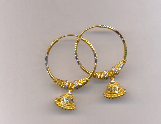 GOLD EARRING PLAIN FANCY