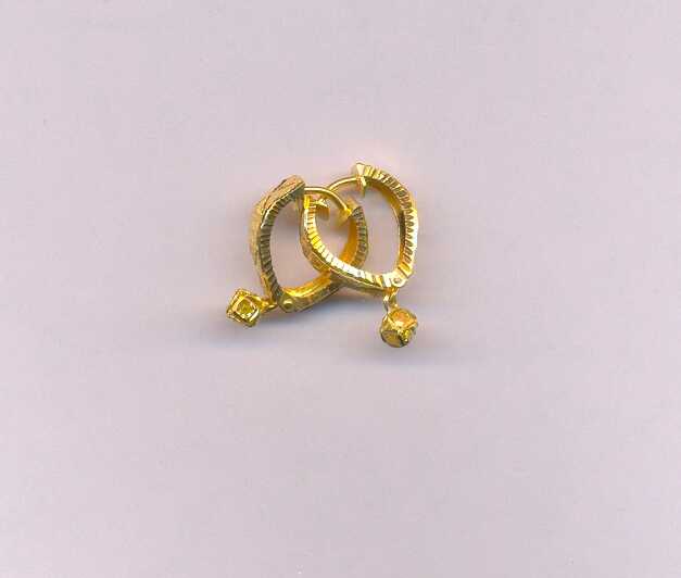 GOLD EARRING PLAIN FANCY