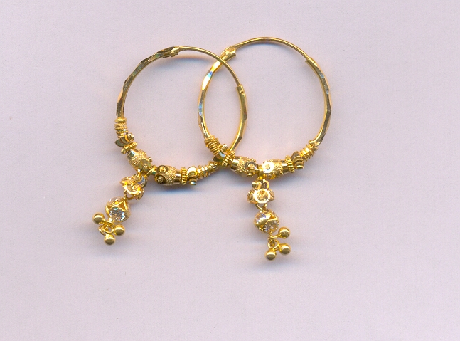 GOLD EARRING PLAIN FANCY