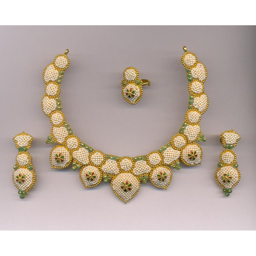 GOLD HALF SET