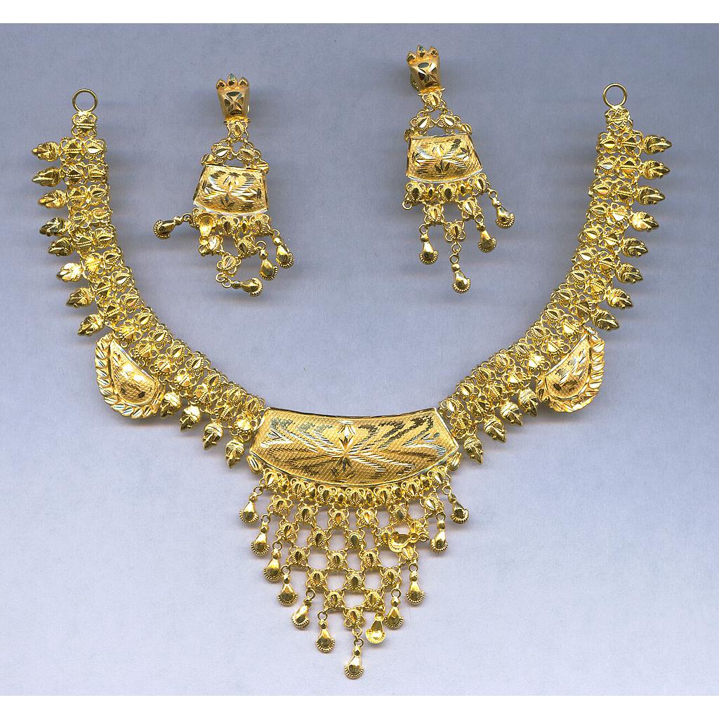 GOLD HALF SET
