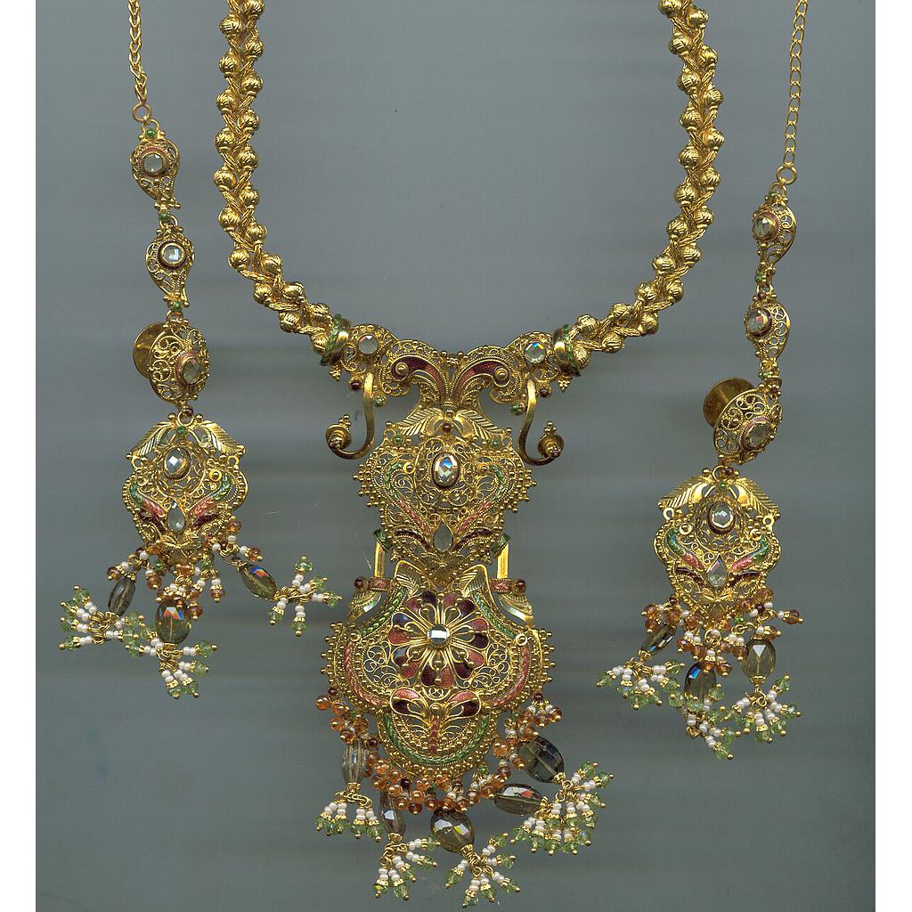 GOLD HALF SET LONG ANTIQUE EXCLUSIVE