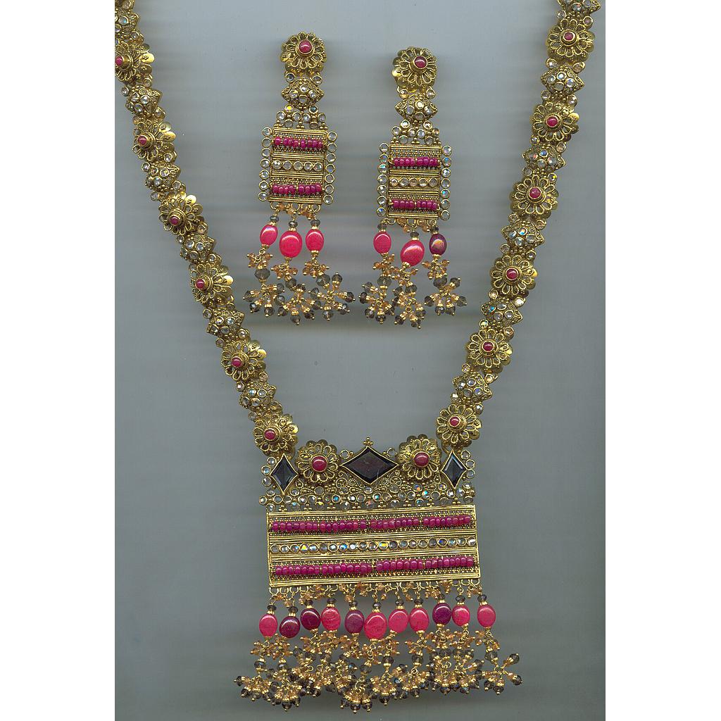 GOLD HALF SET LONG ANTIQUE FANCY