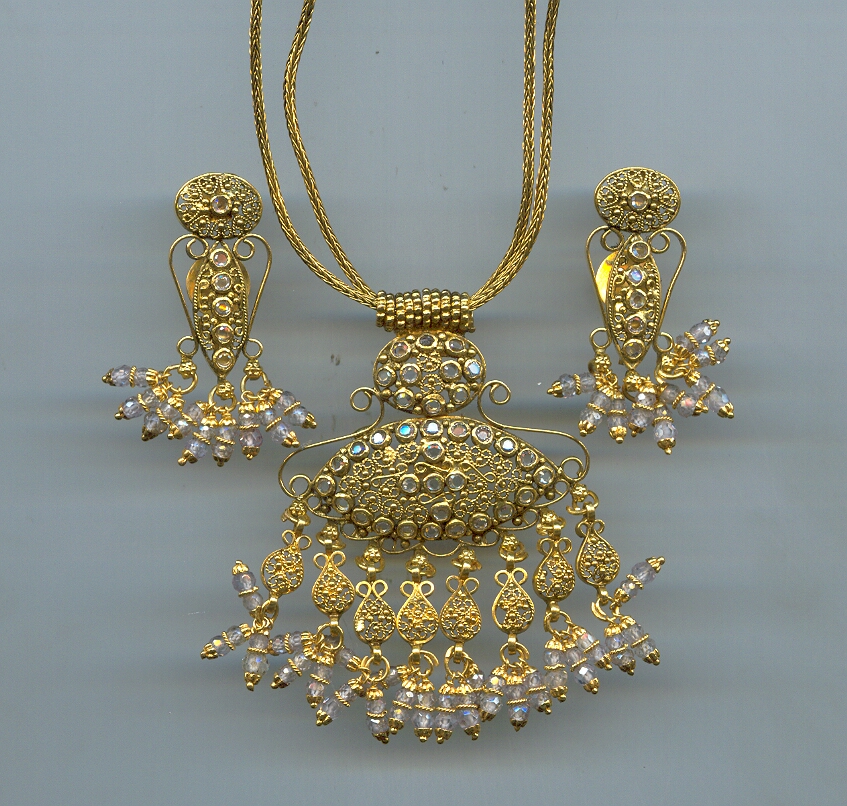 GOLD HALF SET LONG ANTIQUE GENERAL