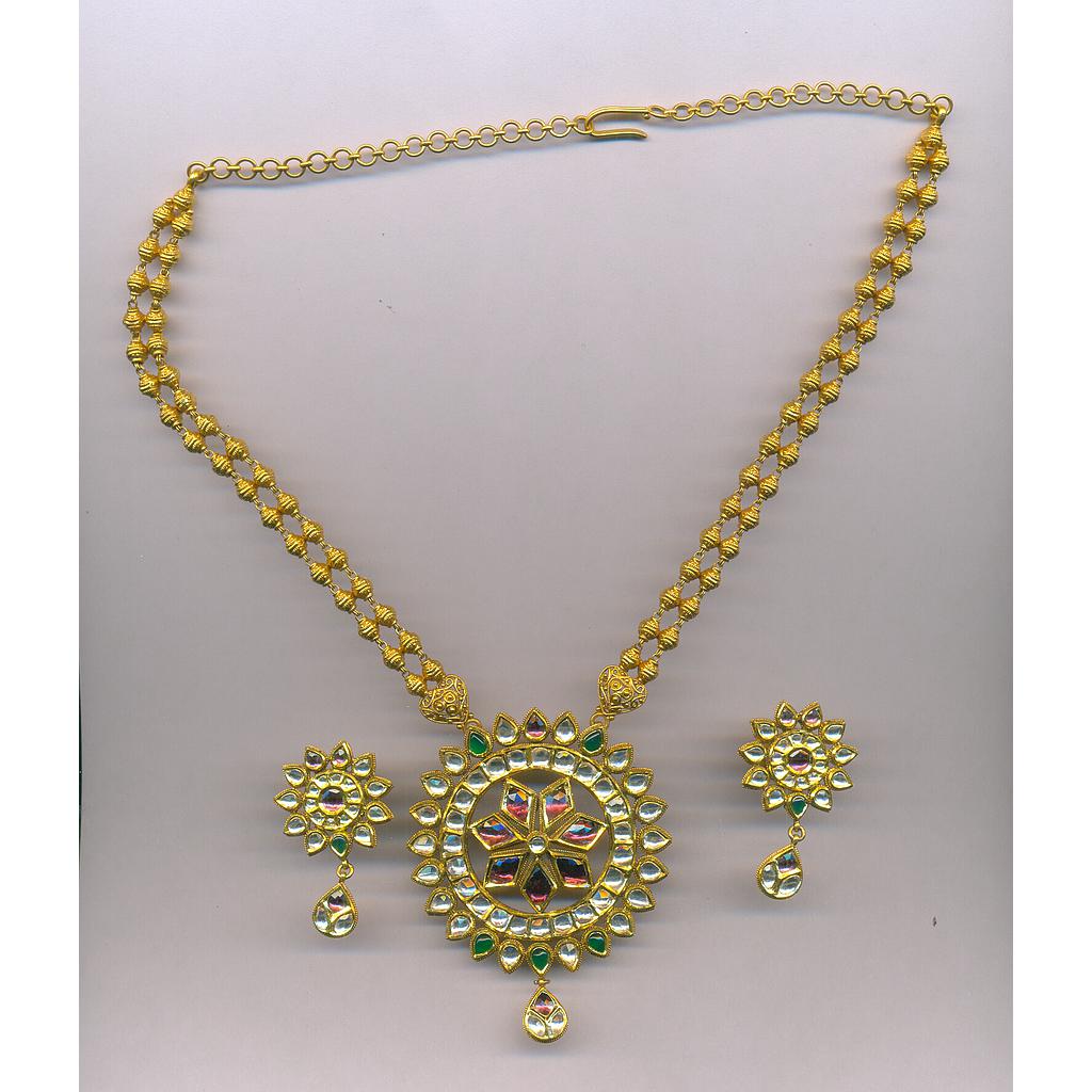 GOLD HALF SET PENDENT ANTIQUE EXCLUSIVE