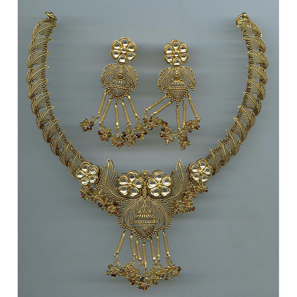 GOLD HALF SET PENDENT ANTIQUE EXCLUSIVE
