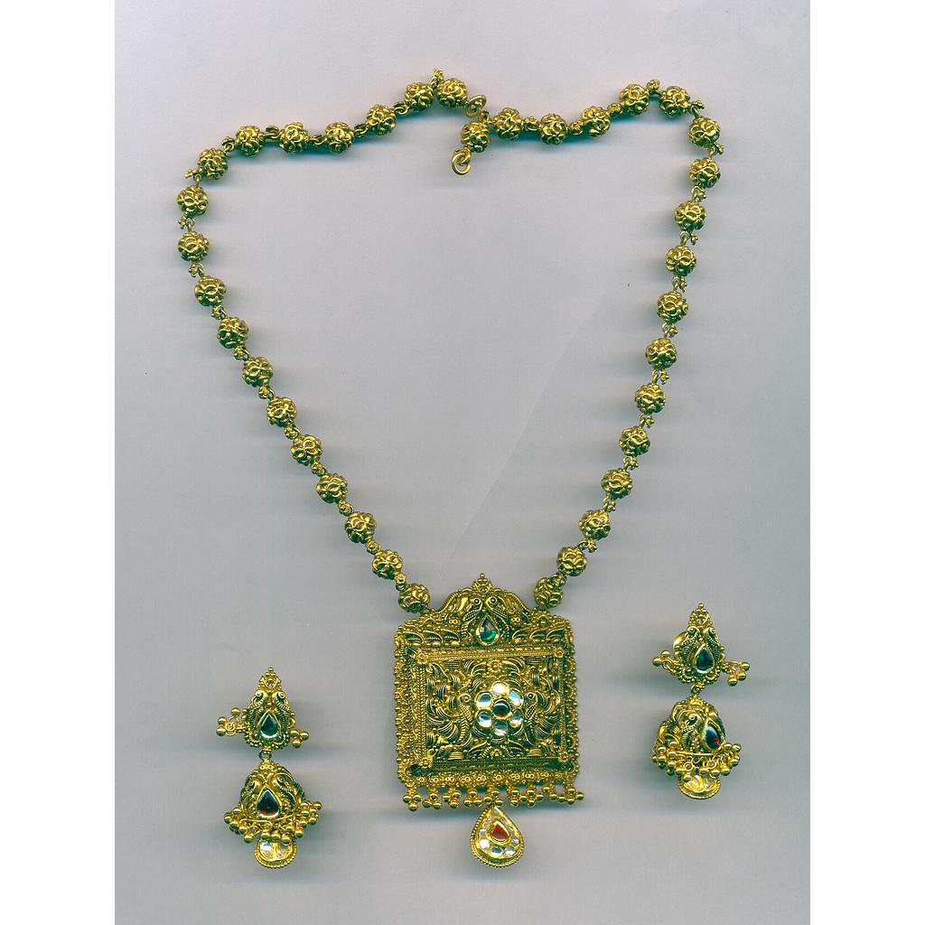 GOLD HALF SET PENDENT ANTIQUE EXCLUSIVE