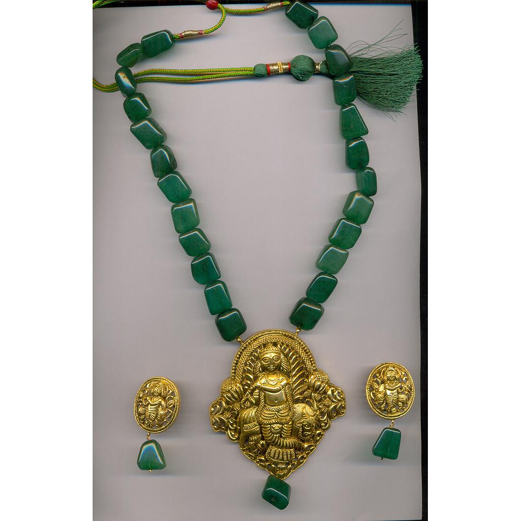 GOLD HALF SET PENDENT ANTIQUE EXCLUSIVE