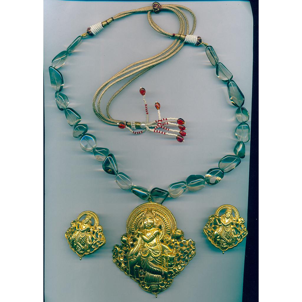 GOLD HALF SET PENDENT ANTIQUE EXCLUSIVE