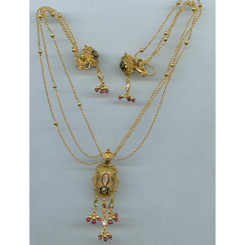 GOLD HALF SET PENDENT ANTIQUE EXCLUSIVE
