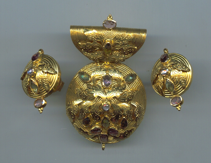 GOLD HALF SET PENDENT ANTIQUE GENERAL