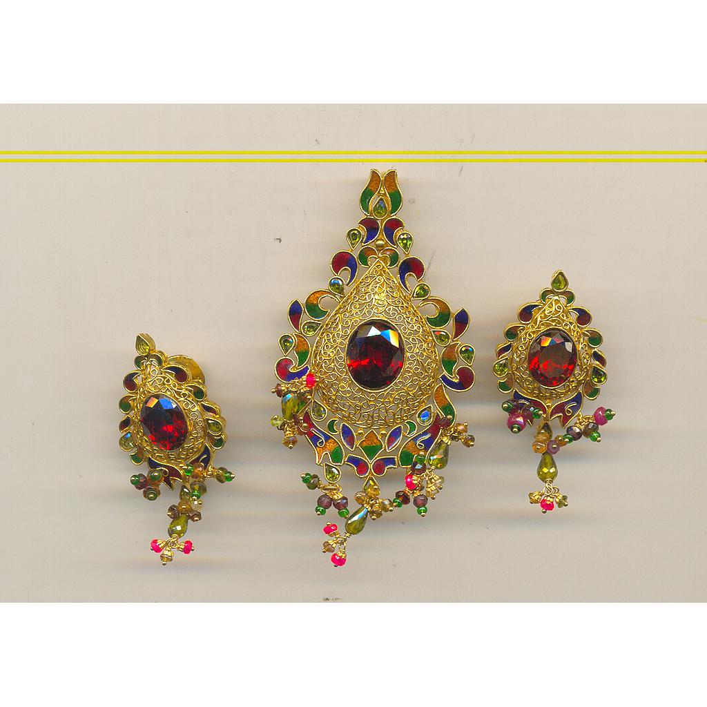 GOLD HALF SET PENDENT ANTIQUE GENERAL