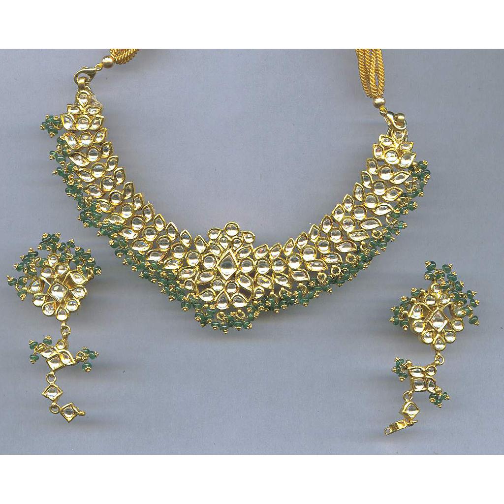 GOLD HALF SET PENDENT ANTIQUE GENERAL