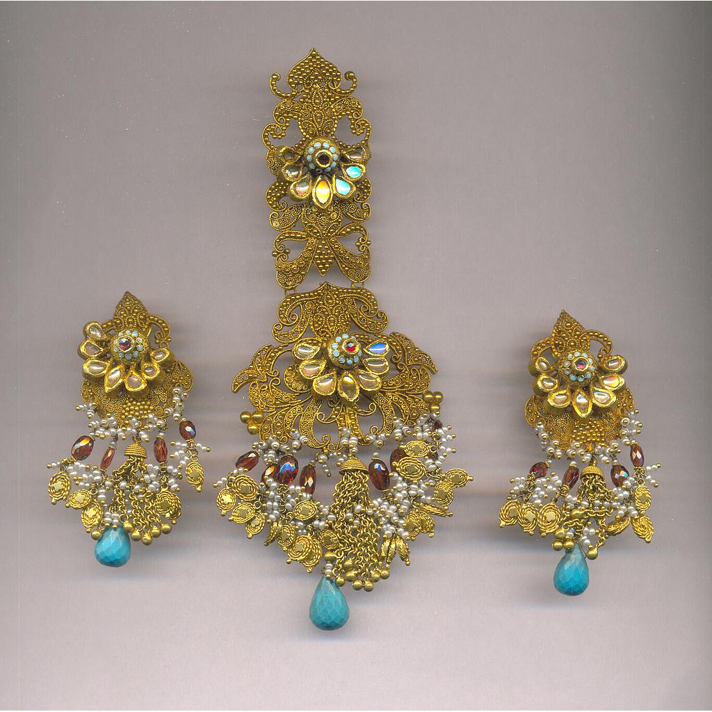 GOLD HALF SET PENDENT ANTIQUE GENERAL