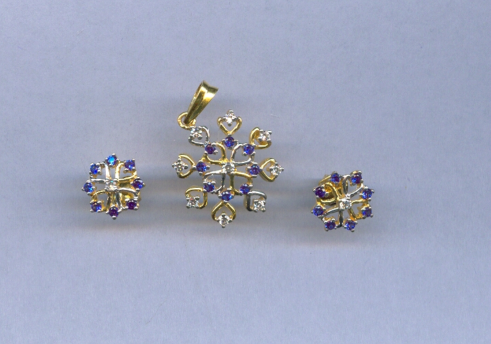 GOLD HALF SET PENDENT CASTING EXCLUSIVE