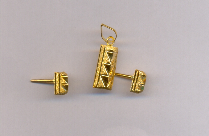 GOLD HALF SET PENDENT CASTING EXCLUSIVE